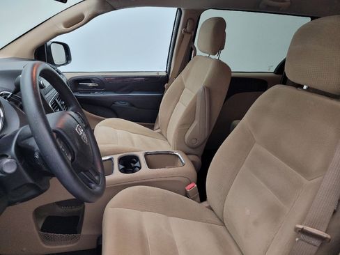 Used 2016 Dodge Grand Caravan SXT FWD image 17