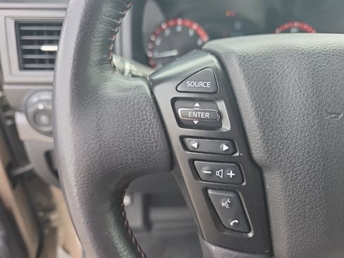 Used 2024 Nissan Titan PRO-4X w/ Pro-4x Convenience Package AWD/4WD image 20