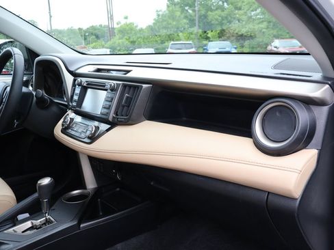 Used 2013 Toyota RAV4 Limited AWD/4WD image 9