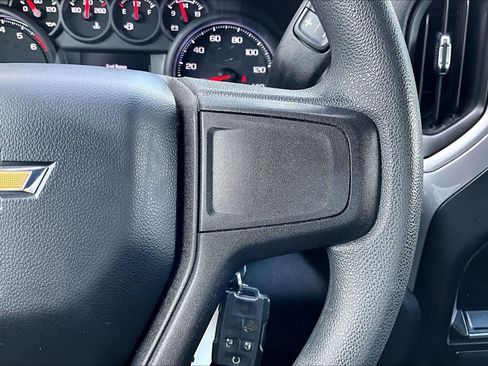 Used 2022 Chevrolet Silverado 1500 Custom AWD/4WD image 25