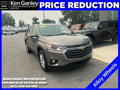Used 2018 Chevrolet Traverse LT FWD image 1