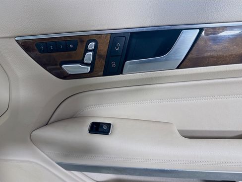 Used 2016 Mercedes-Benz E 400 E 400 image 29