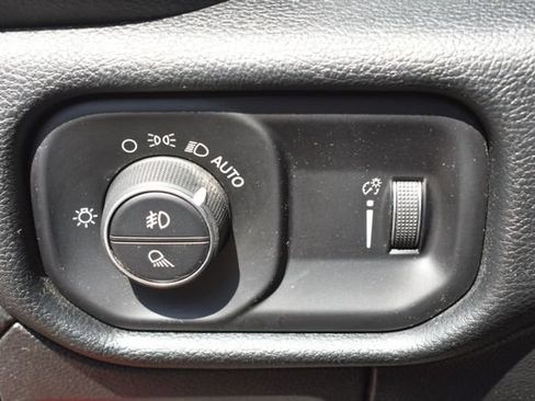 Used 2021 RAM 1500 Big Horn w/ Built-to-serve Edition AWD/4WD image 21