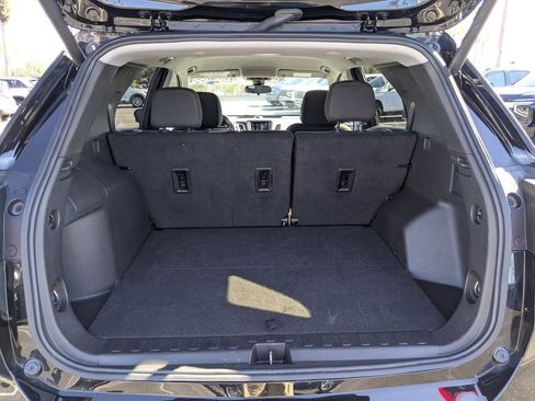 Used 2024 Chevrolet Equinox LT image 13