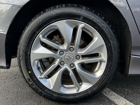 Used 2018 Honda Accord LX image 27