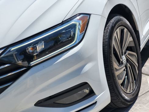 Used 2019 Volkswagen Jetta SEL Premium FWD image 7