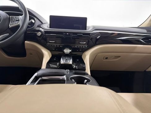 Certified 2024 Acura MDX SH-AWD w/ Technology Package image 39