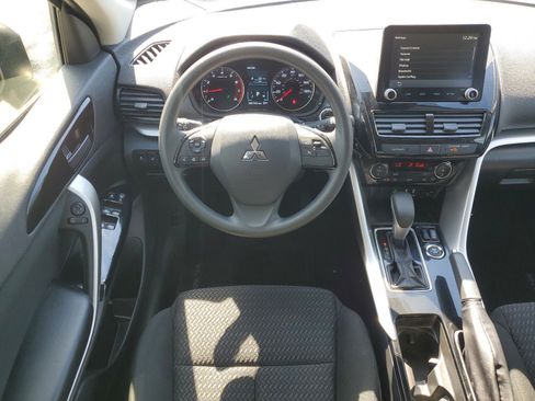 Used 2024 Mitsubishi Eclipse Cross LE AWD/4WD image 16