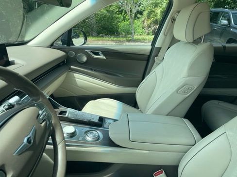 Used 2023 Genesis GV80 2.5T w/ Prestige Package AWD/4WD image 9