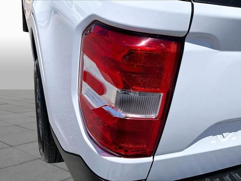 Certified 2025 Ford Maverick XLT w/ XLT Luxury Package FWD image 27