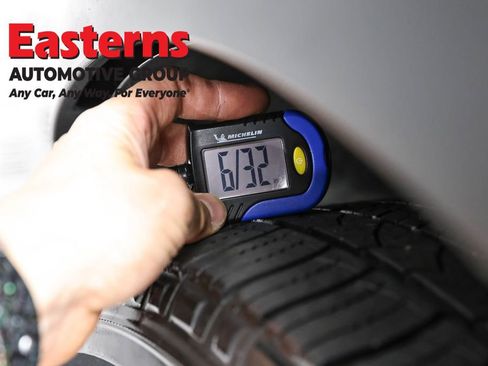 Used 2022 Kia Telluride LX image 27