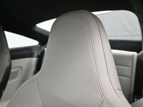 Used 2025 Porsche 911 GT3 image 18