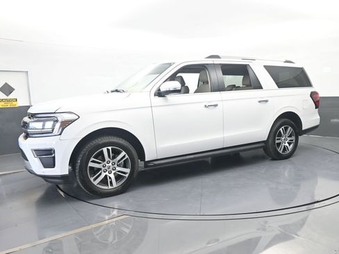Used 2024 Ford Expedition Max Limited RWD image 2