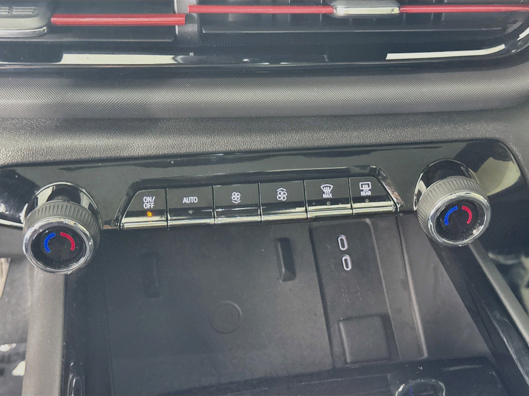 Used 2024 Chevrolet Silverado EV RST AWD/4WD image 18