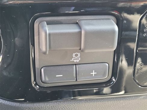 New 2026 GMC Sierra 1500 Elevation image 18