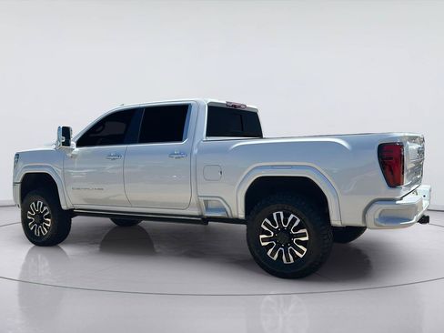 Used 2024 GMC Sierra 2500 Denali Ultimate AWD/4WD image 6