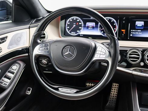 Used 2017 Mercedes-Benz S 550 Sedan image 20