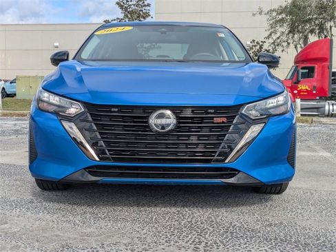Used 2024 Nissan Sentra SR w/ Trunk Package image 9