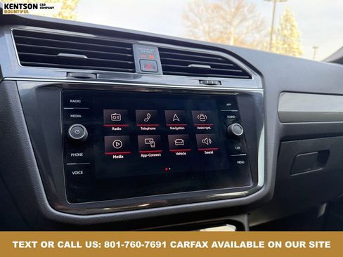 Used 2022 Volkswagen Tiguan SE R-Line image 28