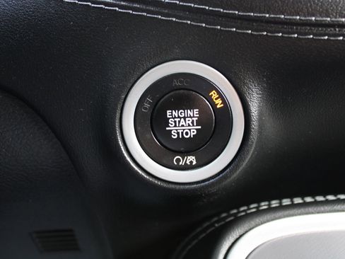 Used 2022 Dodge Challenger R/T Scat Pack image 20