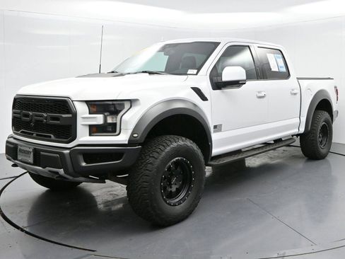 Used 2020 Ford F150 Raptor w/ Equipment Group 802A Luxury AWD/4WD image 3