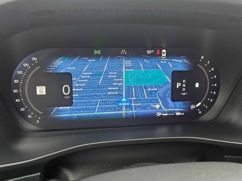 Certified 2025 Volvo XC40 B5 Core w/ Protection Package Premier image 29