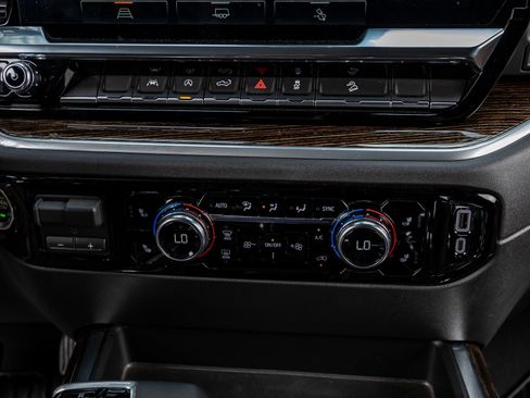 Used 2026 GMC Sierra 1500 Elevation w/ Preferred Package image 27