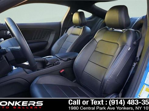 Used 2023 Ford Mustang Premium image 32