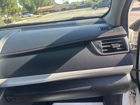Used 2017 Toyota Camry SE FWD image 26