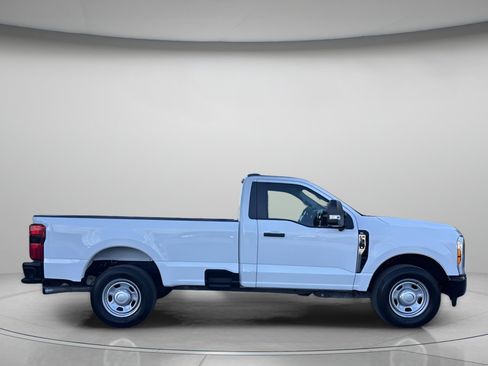 Used 2024 Ford F350 XL w/ 360-Degree Camera Package image 2