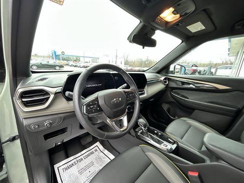Used 2024 Chevrolet TrailBlazer ACTIV FWD image 10