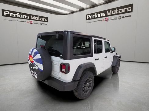Used 2024 Jeep Wrangler Sport S AWD/4WD image 5