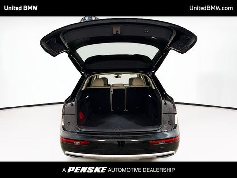 Used 2020 Audi Q5 2.0T Premium w/ Convenience Package image 13