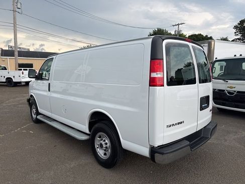 Used 2023 GMC Savana 2500 w/ Driver Convenience Package image 5