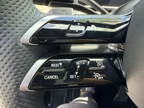 Certified 2025 Mercedes-Benz GLC 300 4MATIC image 26