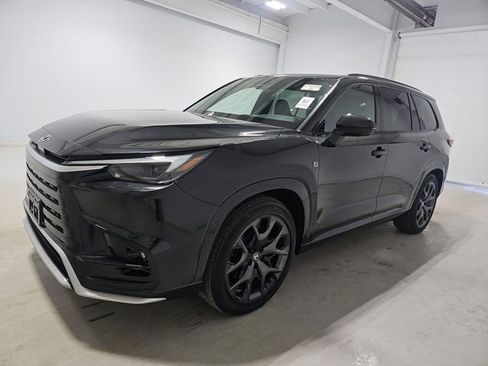 Used 2026 Lexus TX 500h AWD image 1