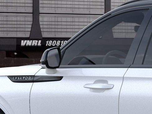 New 2026 Lincoln Aviator Black Label w/ Black Label Special Edition AWD/4WD image 20