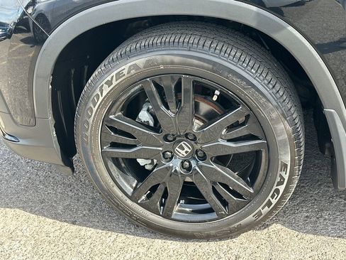 Used 2021 Honda Pilot Black Edition image 11