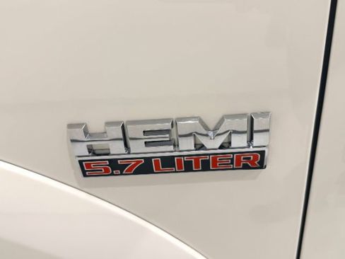 Used 2018 RAM 1500 Laramie w/ Convenience Group AWD/4WD image 42