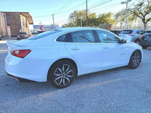Used 2022 Chevrolet Malibu RS image 5