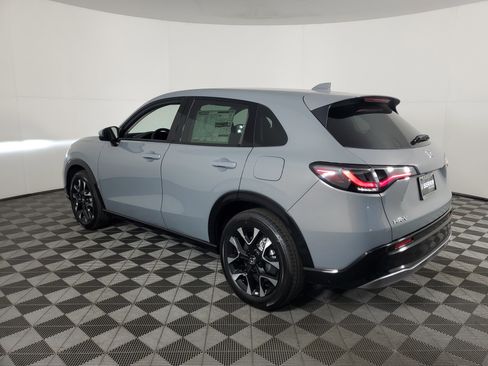 New 2026 Honda HR-V EX-L image 6