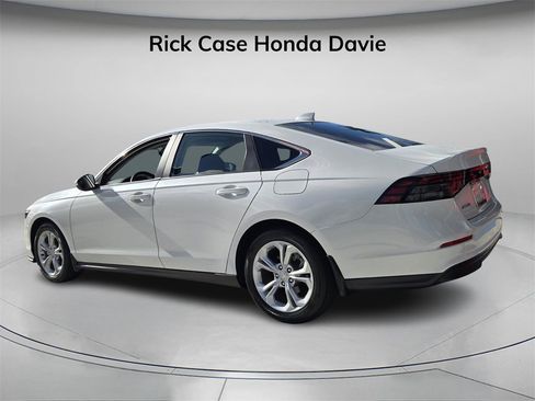 Used 2024 Honda Accord LX image 7