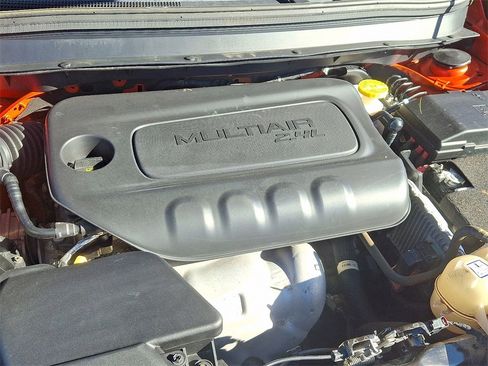 Used 2021 Jeep Cherokee Latitude Plus image 28