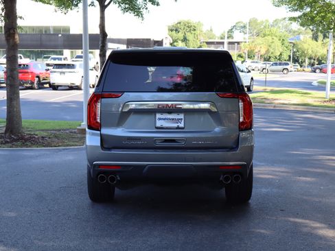 Used 2022 GMC Yukon Denali AWD/4WD image 8