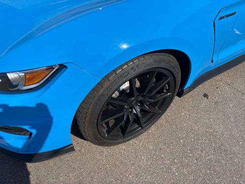 Used 2017 Ford Mustang Shelby GT350 RWD image 10