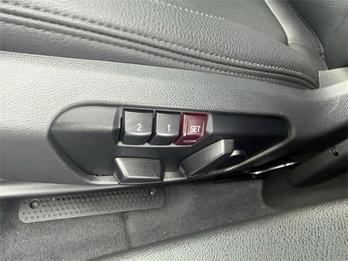 Used 2021 BMW X1 xDrive28i w/ Premium Package image 12