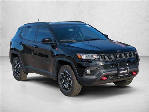 New 2026 Jeep Compass Trailhawk image 6