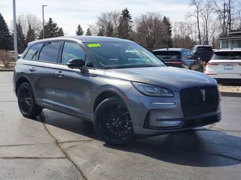 Used 2024 Lincoln Corsair AWD w/ Equipment Group 101A image 32