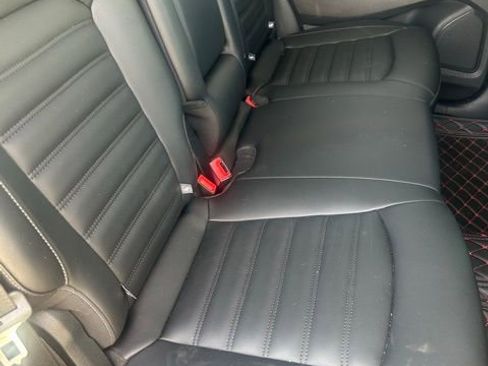 Used 2021 Ford Edge SEL w/ Convenience Package image 15