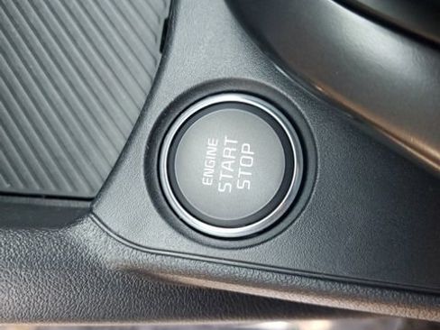 Used 2025 Kia K4 FWD image 16